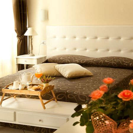 Albergo Roma Borgo Val di Taro Bagian luar foto